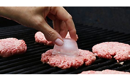 After Seeing Why He Places An Ice Cube On His Burger When Grilling, I'll Never Make One Any Other Way Again