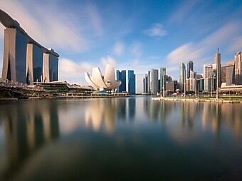 80 of the world’s top 100 tech firms have expanded to Singapore. Here’s why 2 US-based companies made the move.
