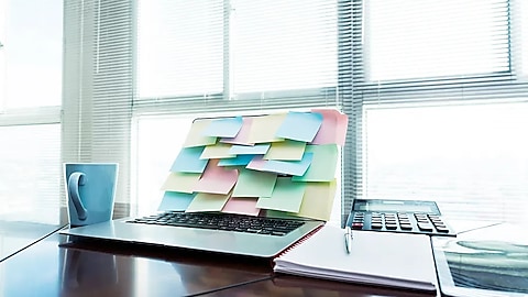 Manage your time visually with monday.com Manage your time visually with monday.com