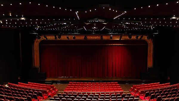 5 things you need to know about the Classic Violin Olympus International Competition