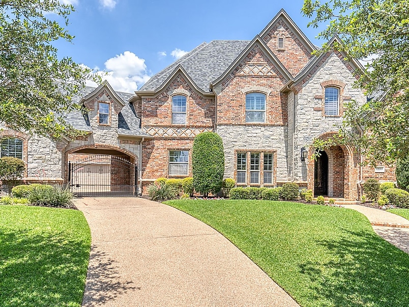 Check out the top featured homes in DFW